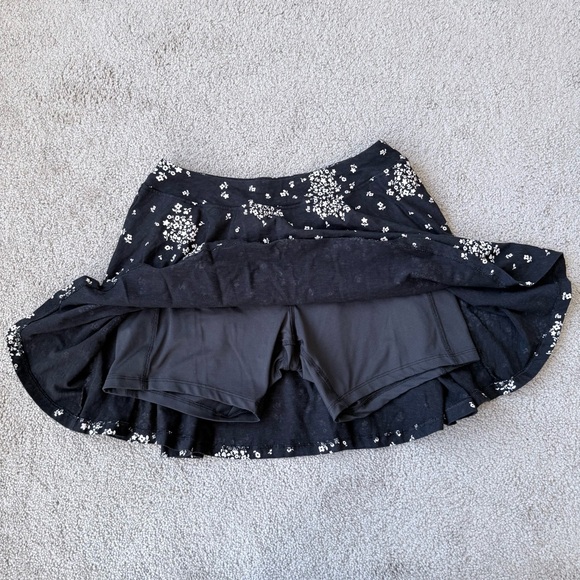 Toad&Co Floral Skort - Picture 2 of 6